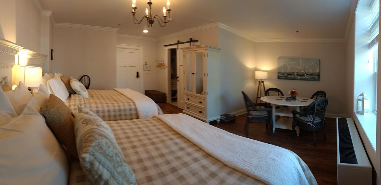 Harbor House Inn Sackets Harbor Buitenkant foto